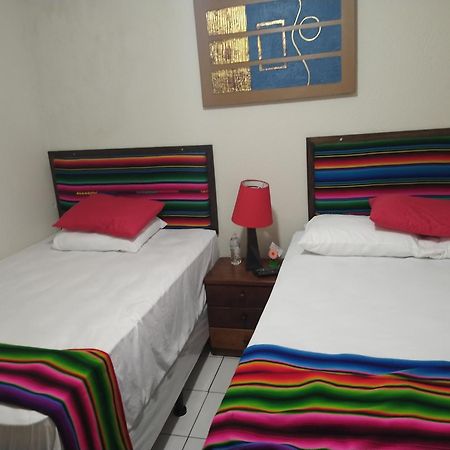 Hotel Antiguo Antiguo Cuscatlan Phòng bức ảnh