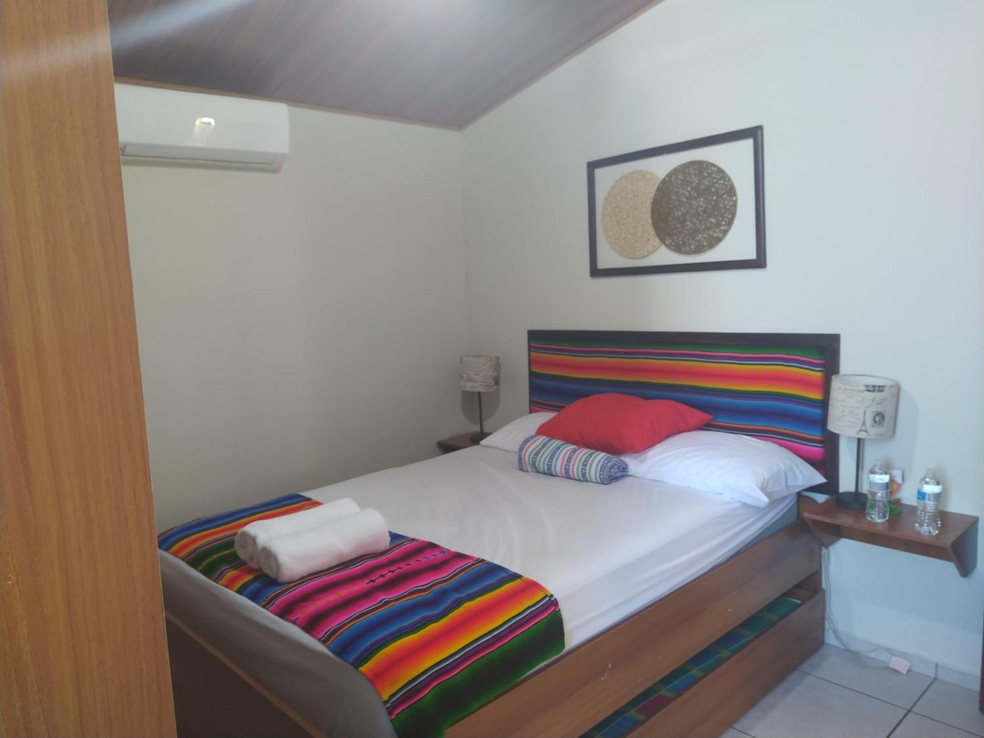 Hotel Antiguo Antiguo Cuscatlan Phòng bức ảnh
