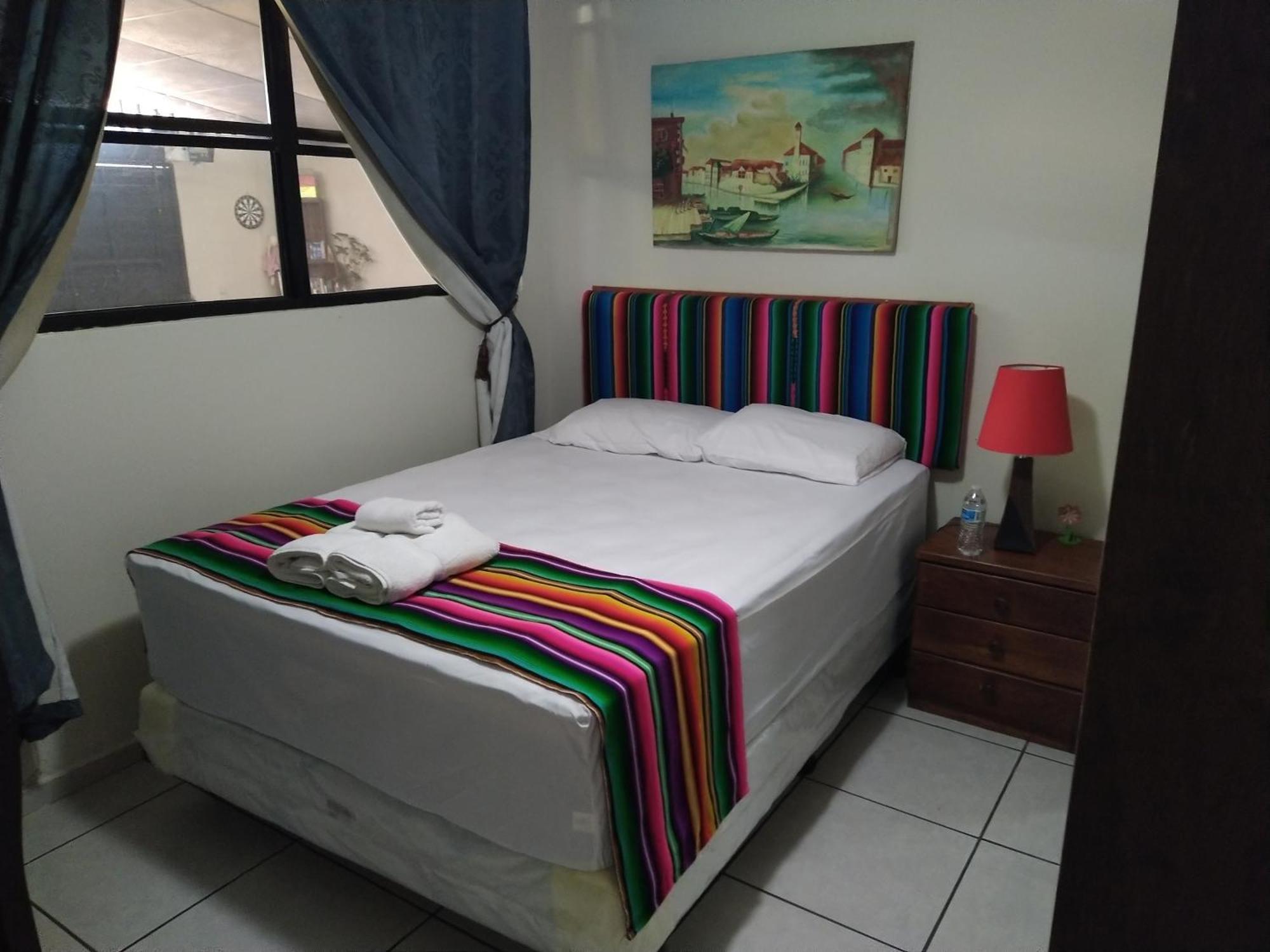 Hotel Antiguo Antiguo Cuscatlan Phòng bức ảnh