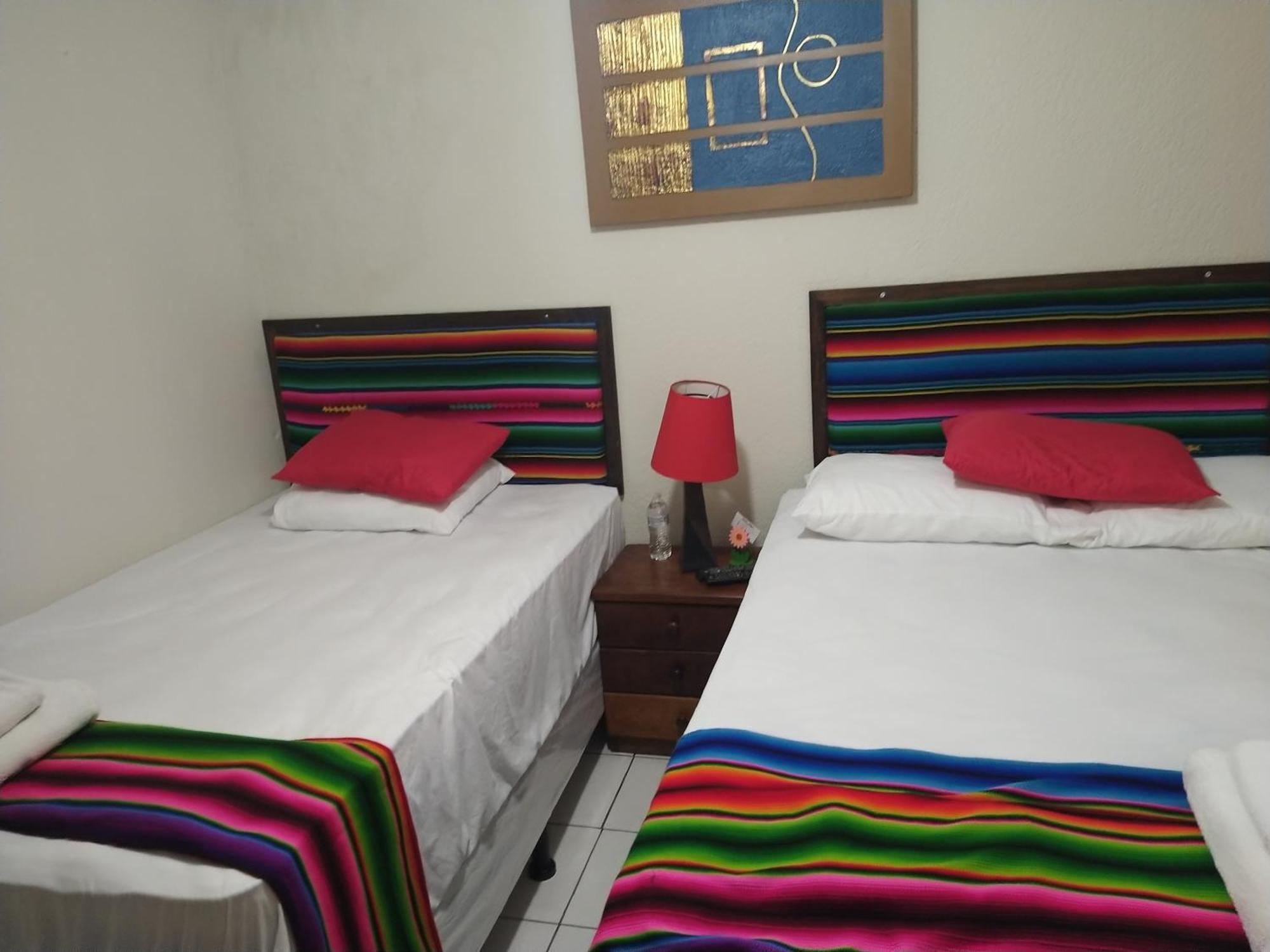 Hotel Antiguo Antiguo Cuscatlan Phòng bức ảnh