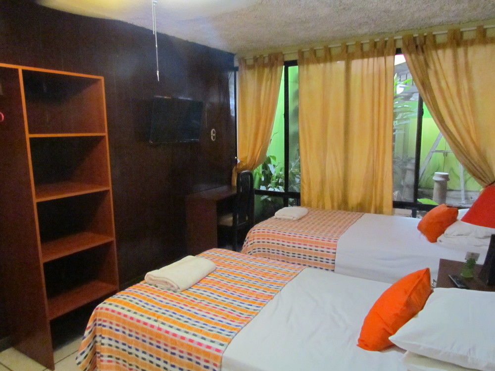 Hotel Antiguo Antiguo Cuscatlan Ngoại thất bức ảnh